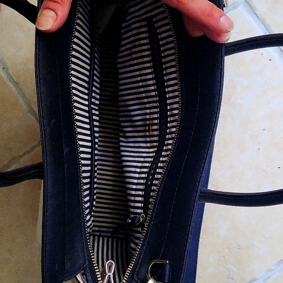 Kate Spade bag - Picture 3 of 7